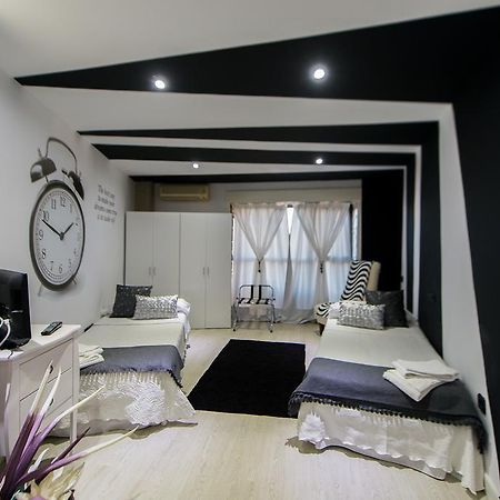 Apartamentos Los Angeles Alcaniz Bagian luar foto