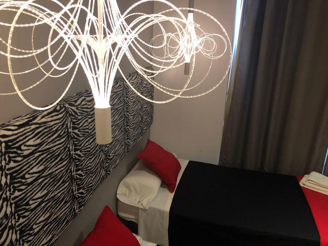 Apartamentos Los Angeles Alcaniz Bagian luar foto